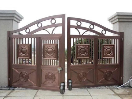 沈陽銅門如何保持亮麗如新?