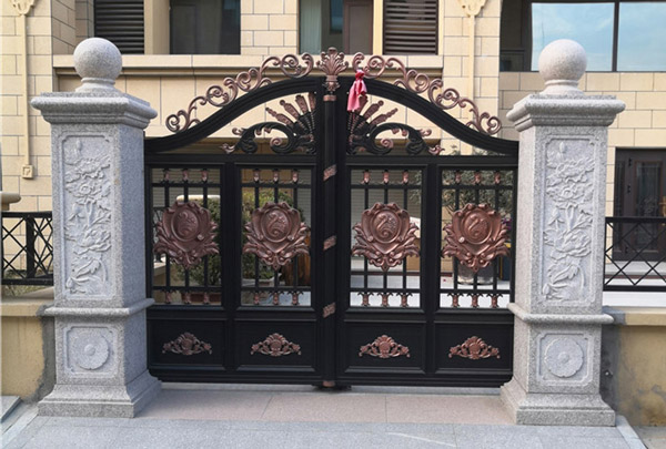 個性化沈陽銅門定制服務(wù)，滿足您的獨特需求