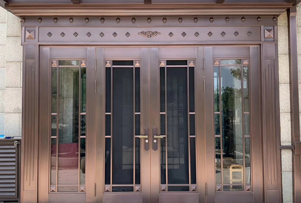 沈陽別墅銅門廠家：了解不同類型的別墅銅門